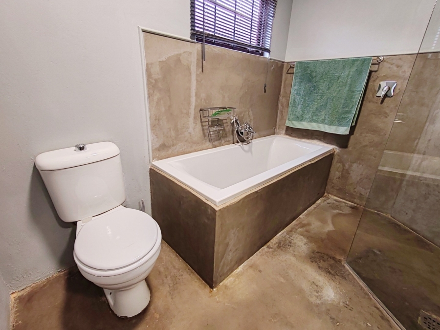 3 Bedroom Property for Sale in Mooivallei Park North West